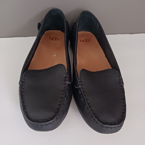 Women's UGG Flores black leather driving slip on loafers Size 8. Sn 1101572. - Picture 8 of 9